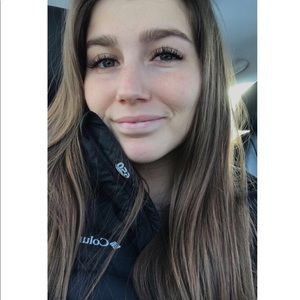 Meet your Posher, Nina